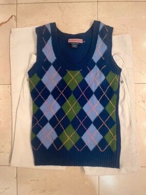 Vineyard Vines Navy Blue & Light Blue Argyle Sweater Vest with Green Diamonds